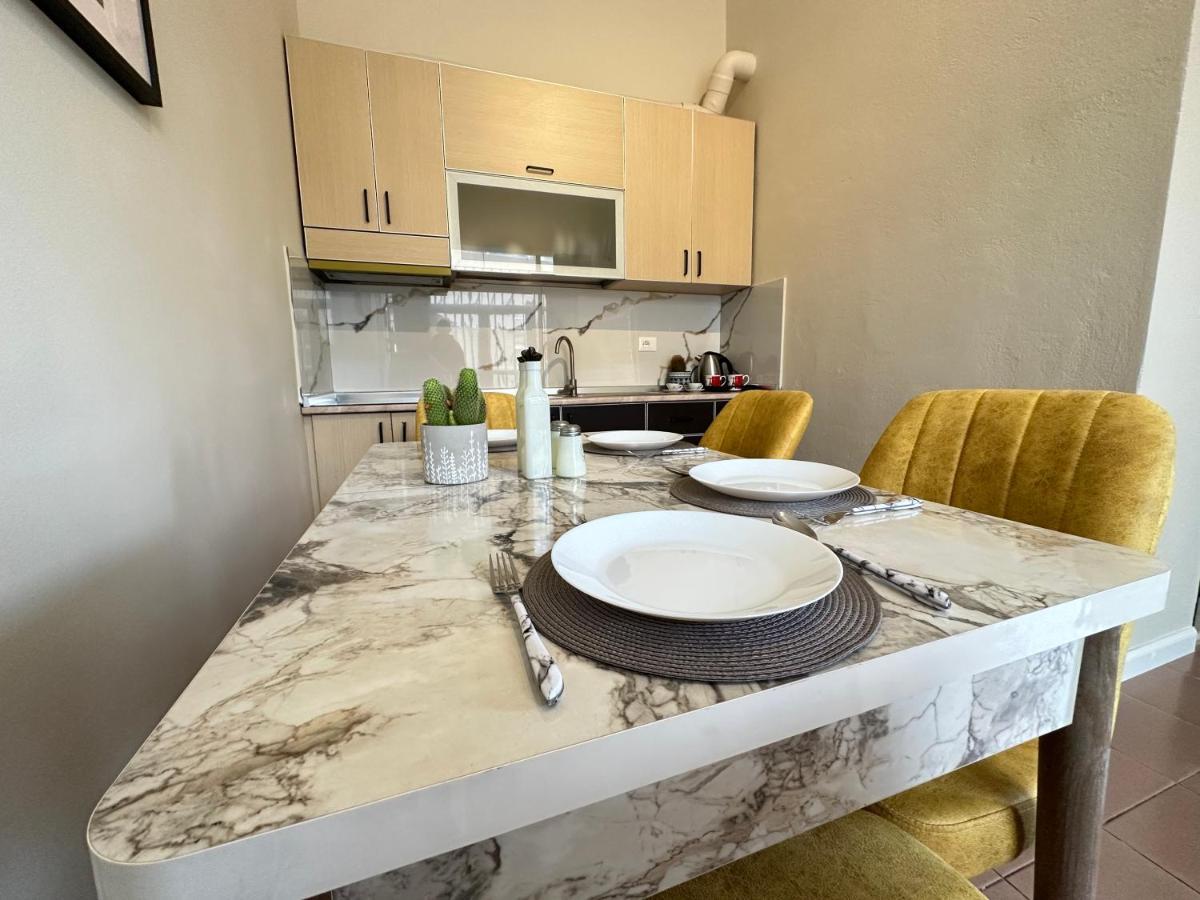 Rias Seaside Apartments Vlora Kültér fotó