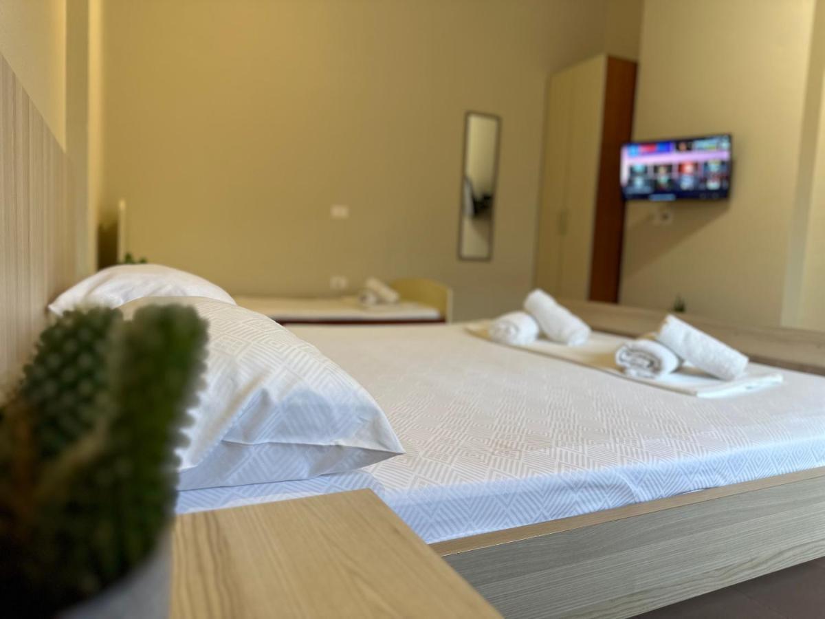 Rias Seaside Apartments Vlora Kültér fotó